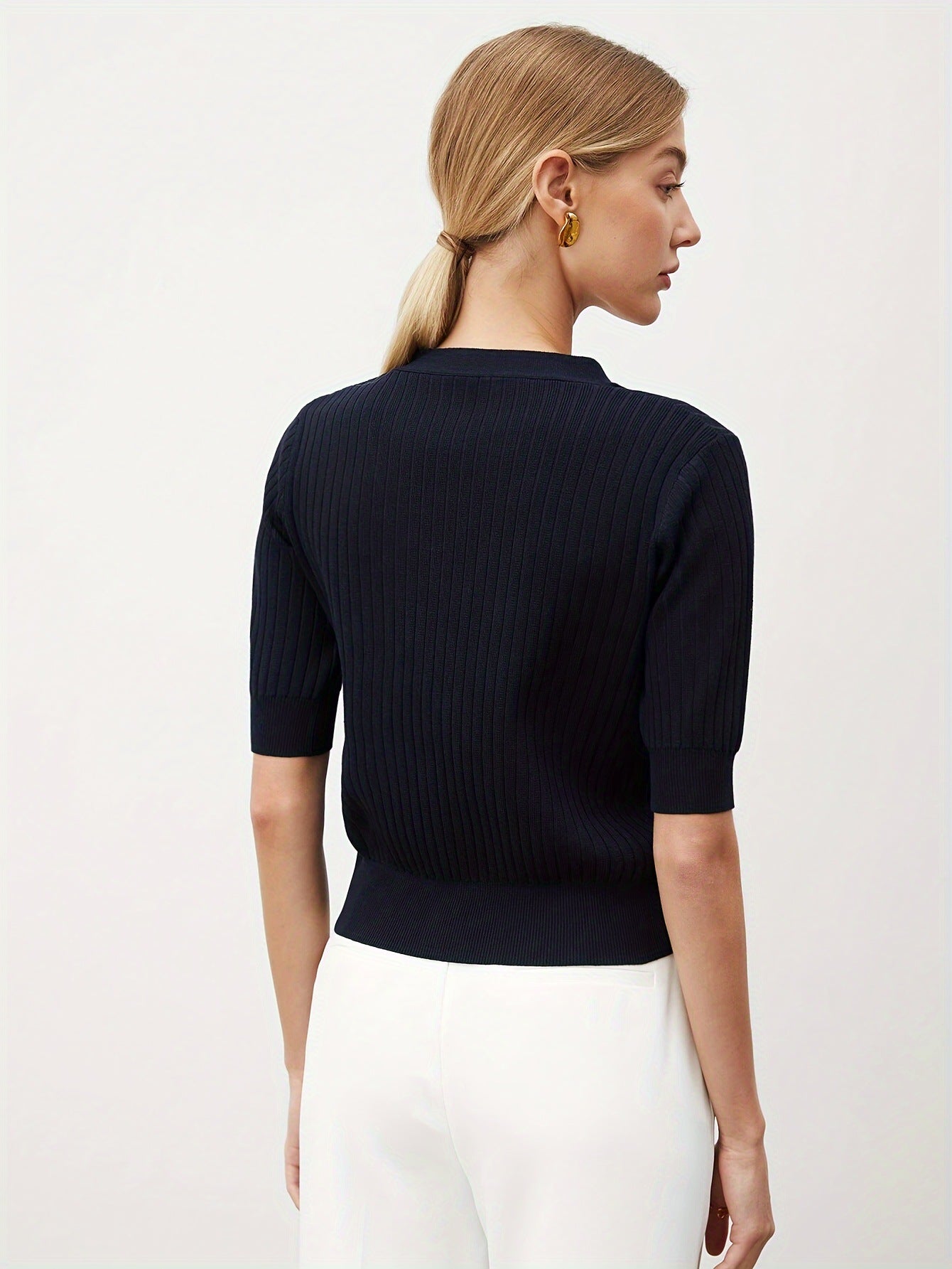 V-neck Short Cardigan